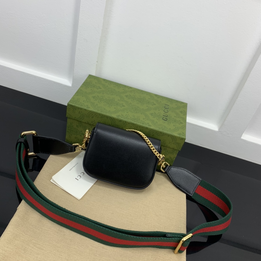 Gucci Satchel Bags